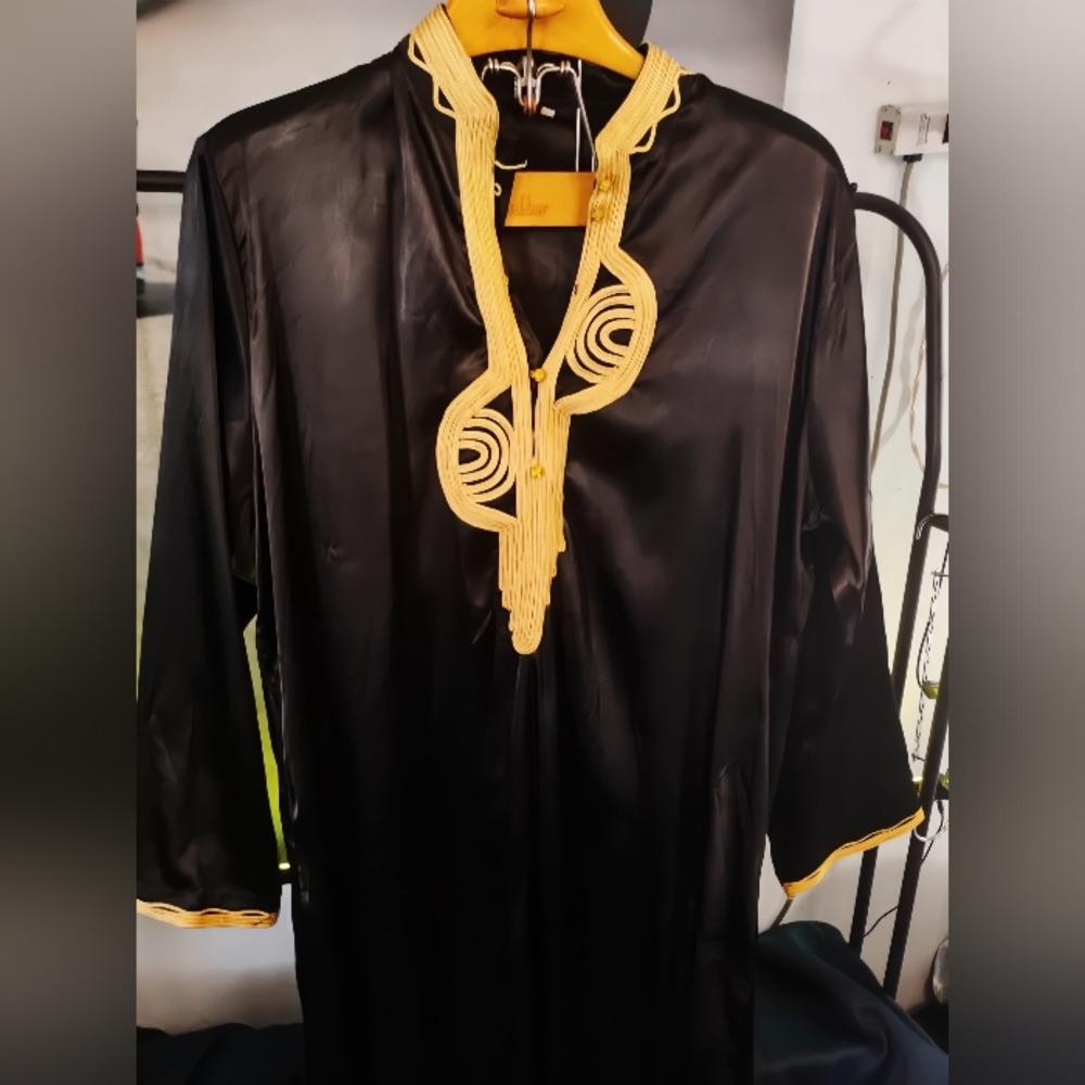 Jubba Thobe Embroidered Robe Men’s 2XL Black Gold Formal Style